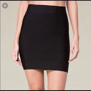 Bebe skirt